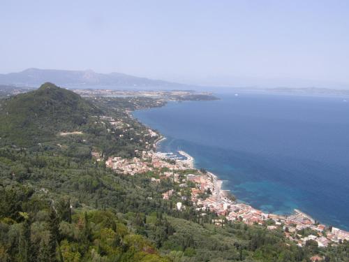 Kostas Bar Walkers Point