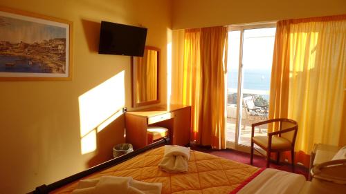 Cavo D'Oro Hotel