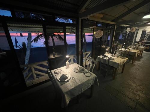 Sunbloom Beachfront Hotel And Restaurant