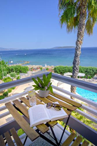 The Grove Seaside Hotel