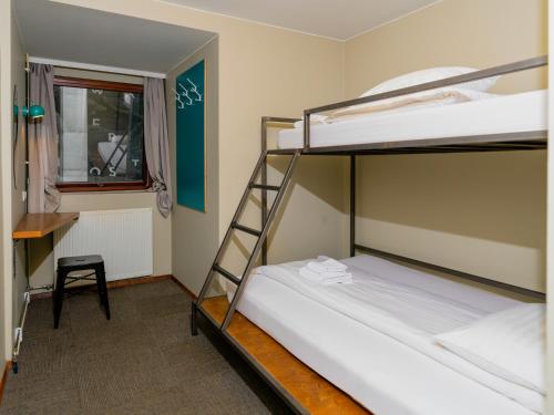 HI Loft Hostel 