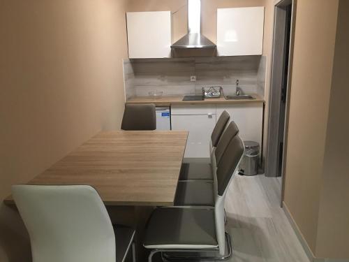 Banjac Apartments & Rooms