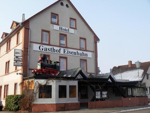 Hotel-Gasthof-Destille Eisenbahn