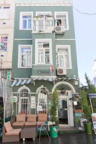 Taksim Green House Hostel