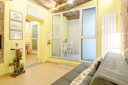 Palazzo della Stufa Apartments For Rent In Lucca