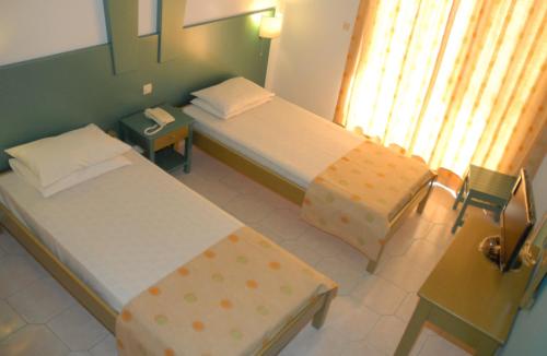 Trianta Hotel