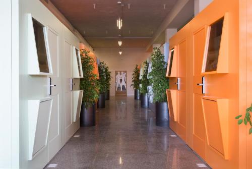 Bed and Boarding - Hostel