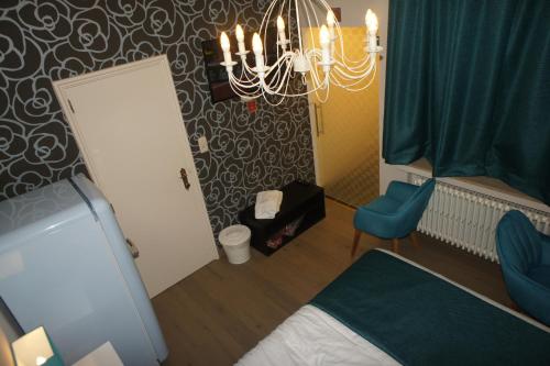 J and R Brussels City Apartment Van Zande