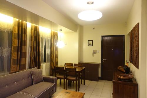 Forbeswood Parklane BGC by ZEN Home