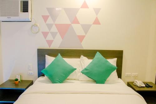 Mabolo Royal Hotel