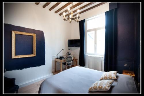 Le Prieuré : Hôtel et Résidence