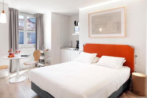 Lisbon Serviced Apartments Ascensor da Bica