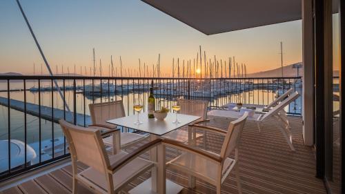 Marina Baotic Apartments