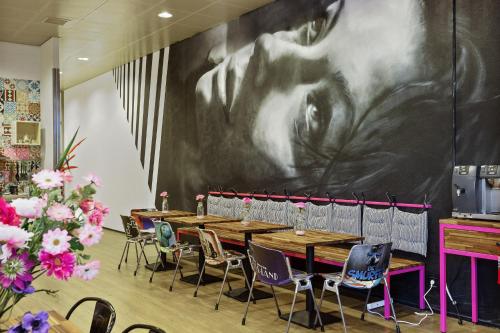 Hostelle
