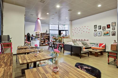 Hostelle