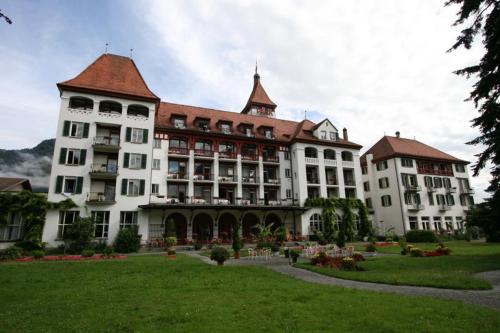 Funny-Farm Backpackers Hotel