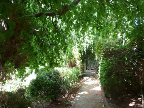 Diamond Hill Country House