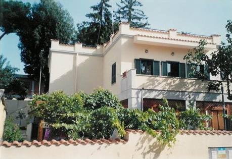 Villa Rome B&B