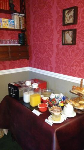 Warwick Lodge Guest House