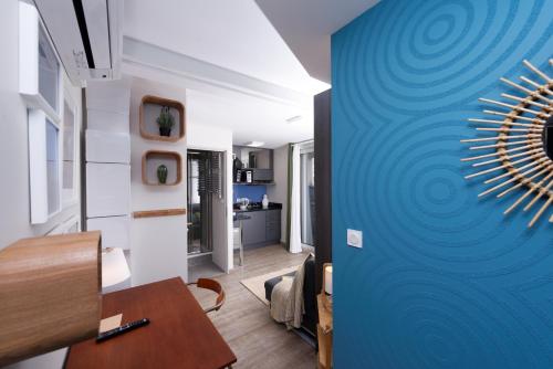 At Home In Lyon