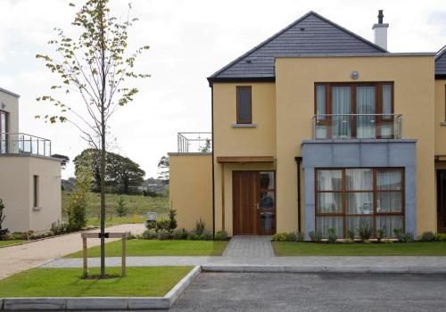 Waterford Castle Hotel & Golf Resort