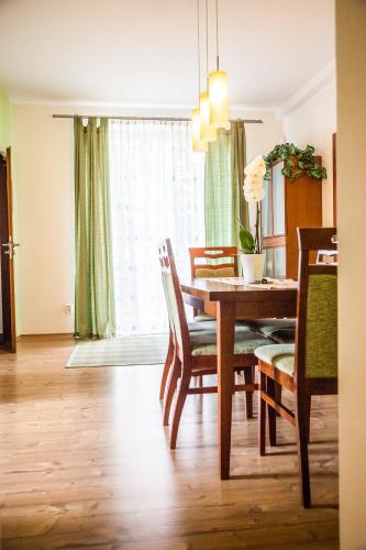 Apartmány U Červeného stromu
