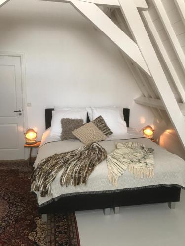 B&B NR 22