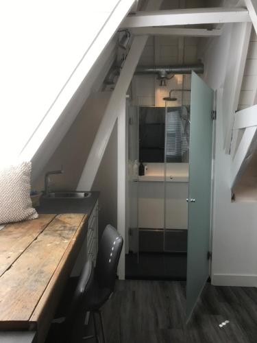 B&B NR 22