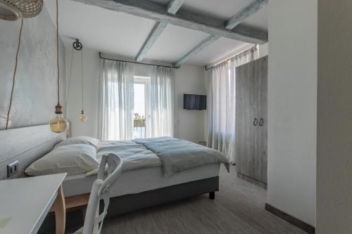 Seven Boutique Hotel