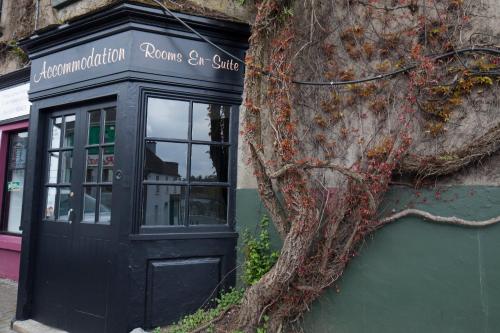 Bardons Bar - Grill - Accommodation