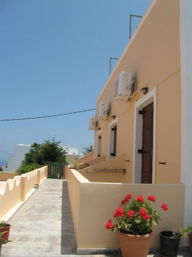 Mirsini Pension