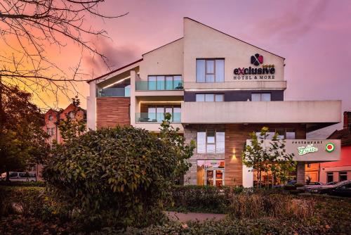 Hotel Exclusive & More