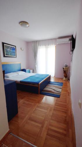 Apartments Mikovic