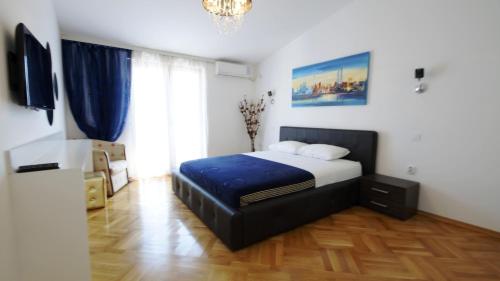Apartments Mikovic