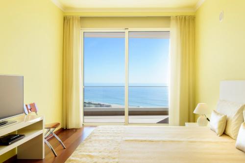 Porto De Mos Golf & Beach B&B