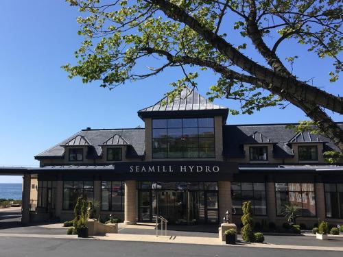 Seamill Hydro & Resort