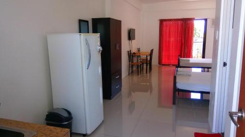 Palines Apartment and Guesthouse Manila