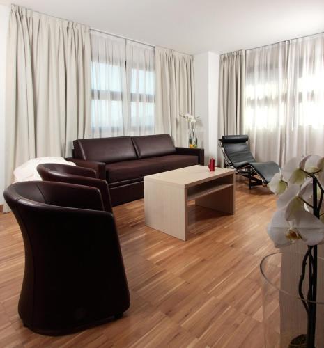 Euro Hotel Residence