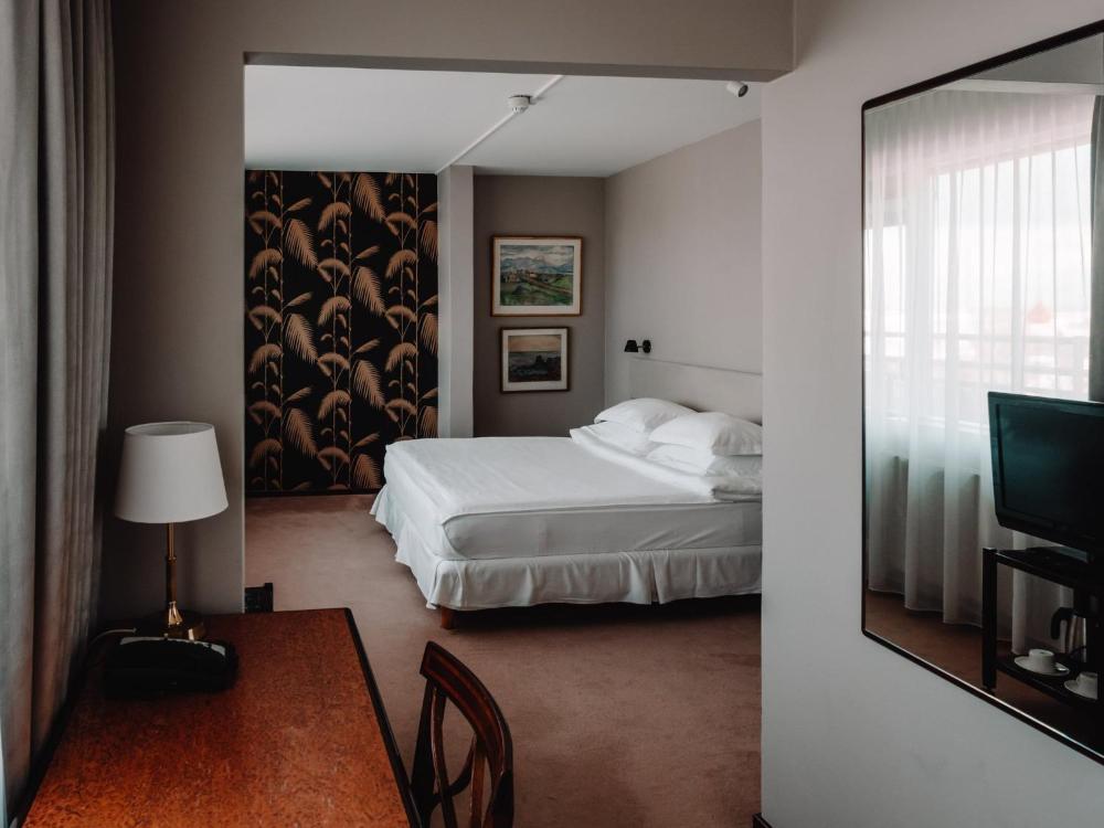Hotel Holt